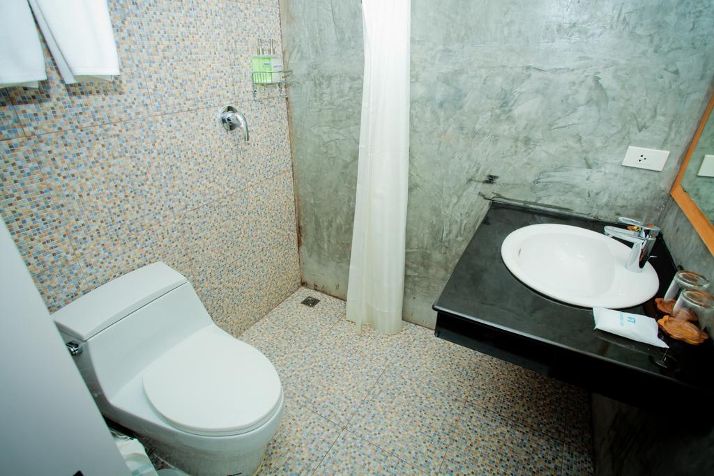 Chaphone Guesthouse Phuket Pokoj fotografie